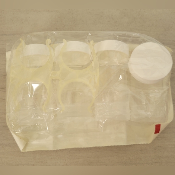 Breast Milk Storage Bottles. Brand New.💕 - Picture 3 of 3